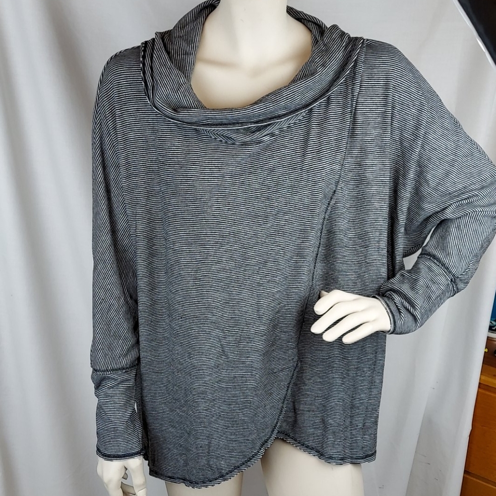 Calvin Klein Performance Cowl Neck Tulip Hem Top